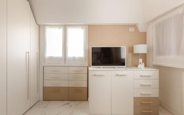 New studio with parking - WiFi - A.C. - Sismondi