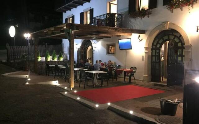 Albergo Villa Coronà