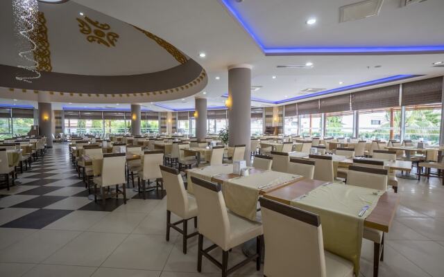 Cenger Beach Resort&Spa