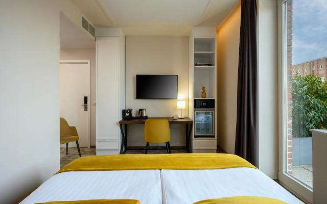 M-Square Hotel
