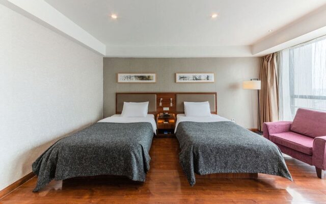 Shijiazhuang Lerthai Center Yitel Hotel