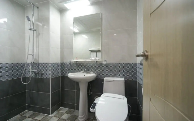 Seogwipo Beach Hotel