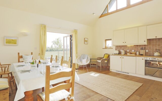 Stylish Holiday Home in Woodbridge With Garden