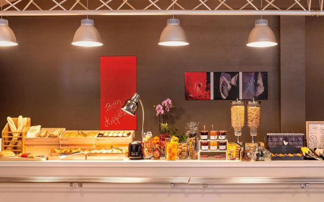 ibis Cergy Pontoise Le Port