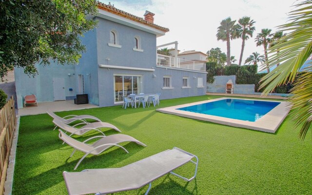 Gema - Pretty Holiday Home in Calpe