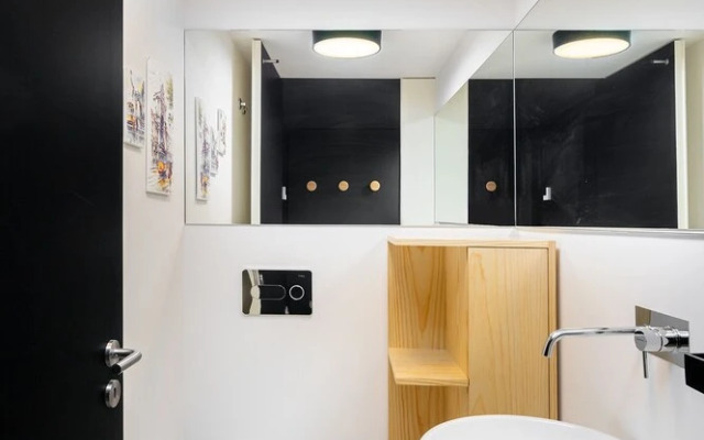 Prime Location Luxury Apartment