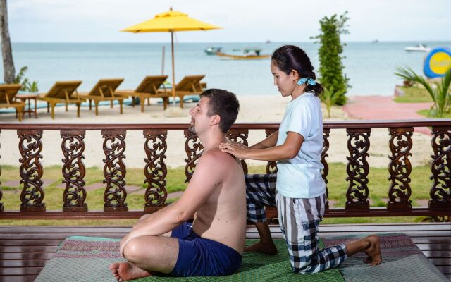 PingChan Koh Phangan Beachfront Resort