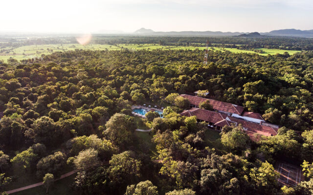 Amaya Lake Dambulla