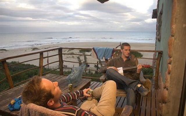 Island Vibe Jeffreys Bay Hostel