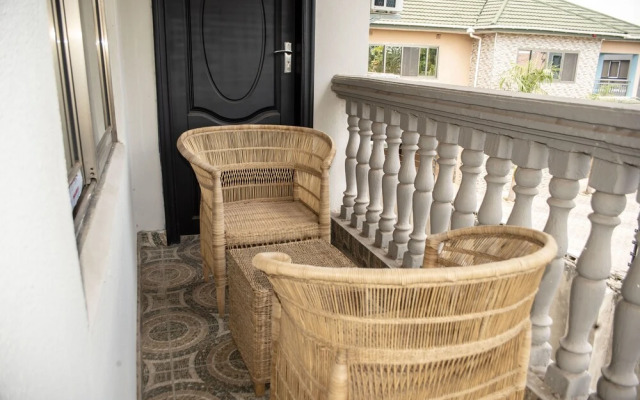 Lusaka Luxe: Your Private Oasis Awaits in the Heart of Zambia