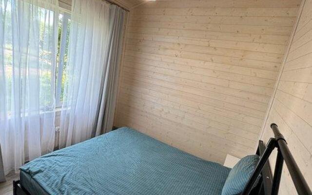 Уютный дом с видом на лес