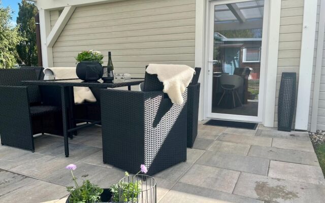 Apartment With Private Terrace