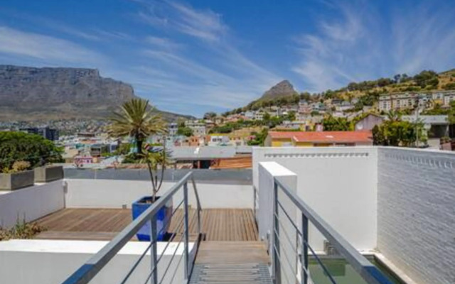 Signal Hill 1 by CTHA, Cape Town