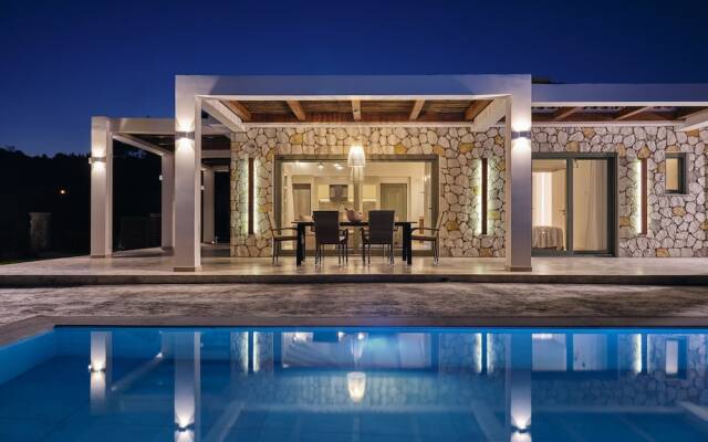 Gerakas Luxury Villas