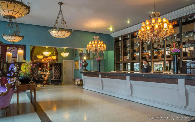 The Trinity City Hotel