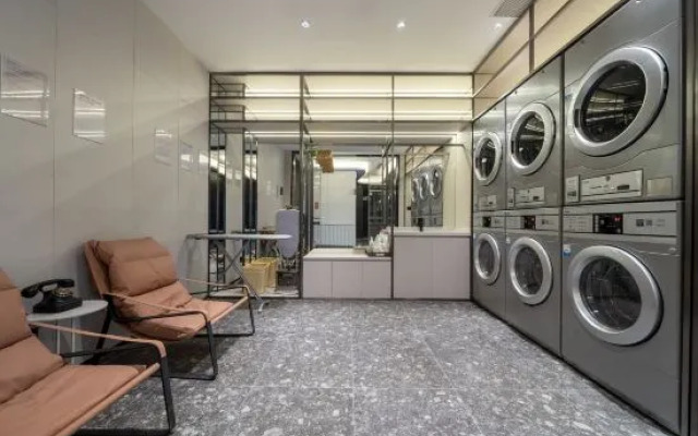 Atour Hotel Tianchang Qianqiu Avenue Bus Terminal Center