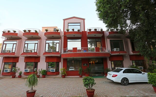 OYO 6590 Hotel Amaraa