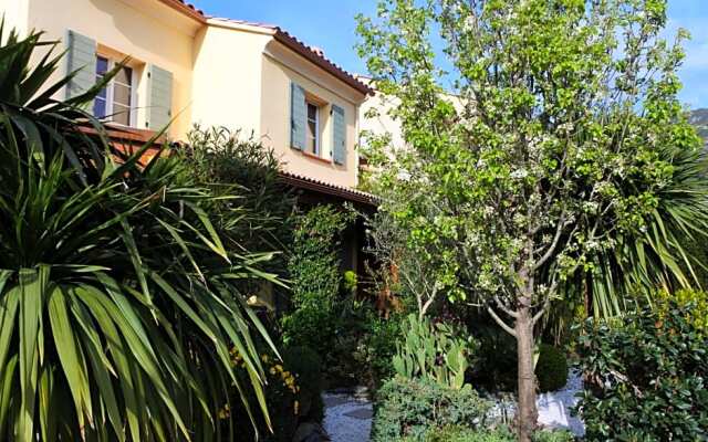 Patrimonio chambre avec commodités chez l’habitant