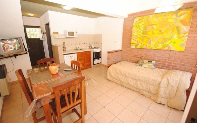 Aguaribay Apart Cabañas