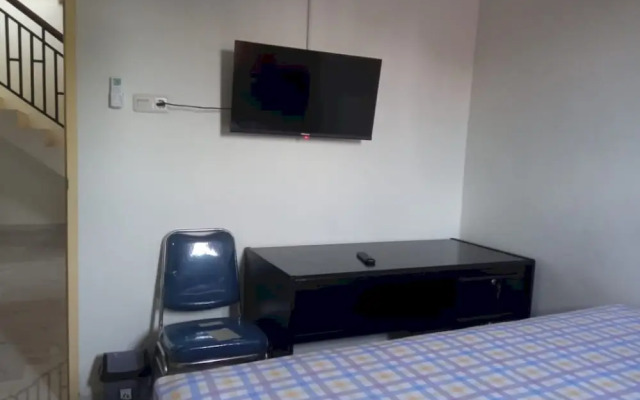 OYO 94101 Ratha Guest House Syariah