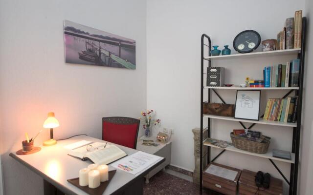 Sofi's Flat in the city center, 5min to the sea