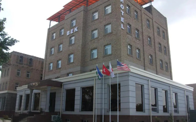 Bek Plus Hotel