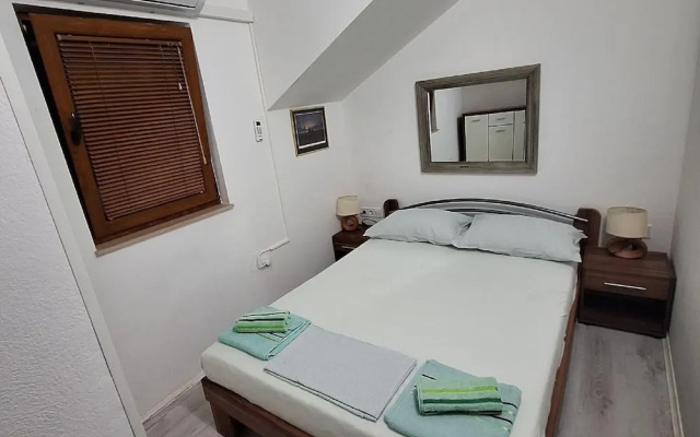 Charming Holiday Home With Private Pool