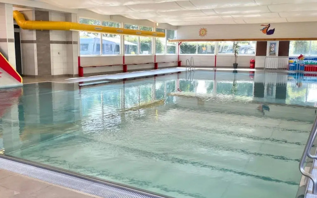 Tidy Chalet With Dishwasher, 9 km From Maastricht