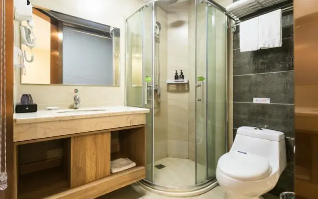 GreenTree Inn Express Wuxi Jiangyin Wanda Plaza Tongfu Road