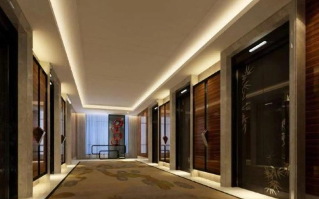 Hewitt Grand Hotel