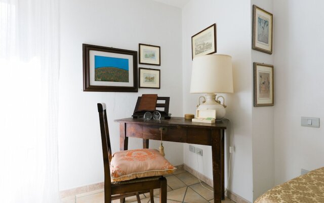 Farmhouse with Spacious Garden in the Maremma Region, Near the Sea