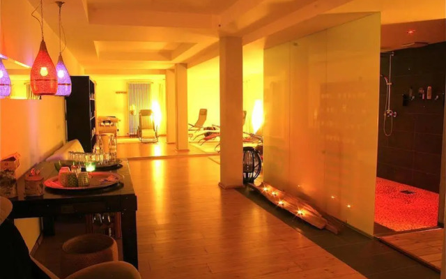 Maxhotel
