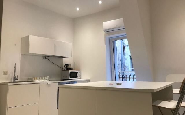 Casanova'S Flat Very Close To Downtown