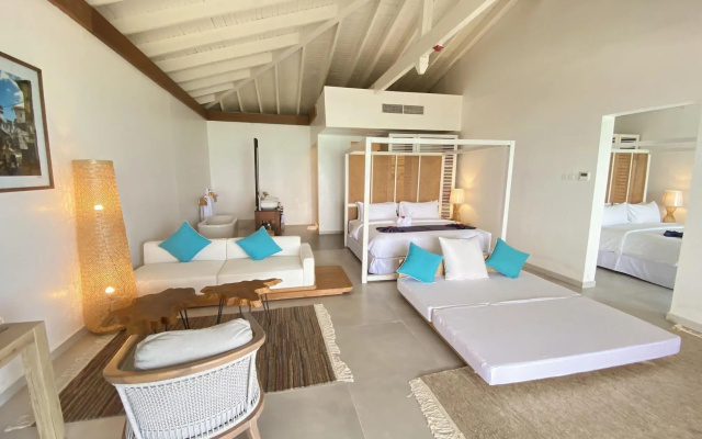 Le Mersenne Zanzibar, Autograph Collection