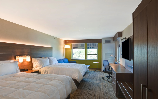 Holiday Inn Express Boston by IHG
