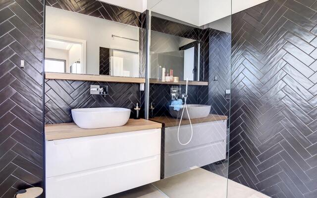 Villa de la Ponte by Atlantic Holiday