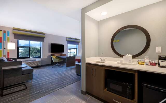 Hampton Inn & Suites Marina