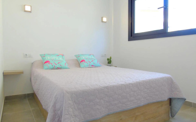 Appartement proche mer avec piscine Rosas