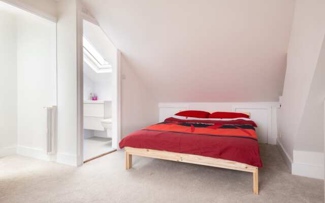 The Jericho Retreat - Bright & Spacious 4bdr Home With Garden