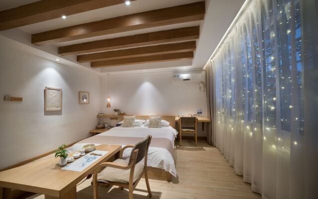 Wuyishan Ancient Street No.3 Tea Inn