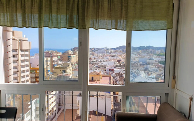 Studio in Fuengirola with wonderful sea view shared pool terrace