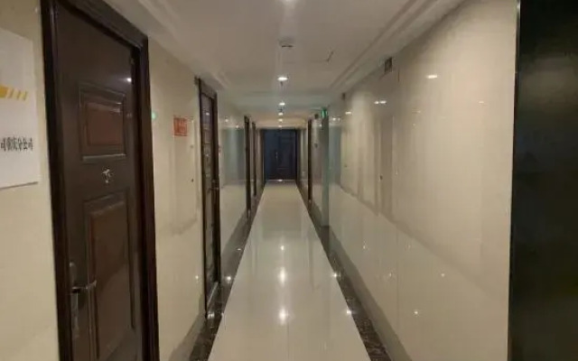 Yushe Apartment (Chongqing Ranjiaba Longhu Yuanzhu Branch)