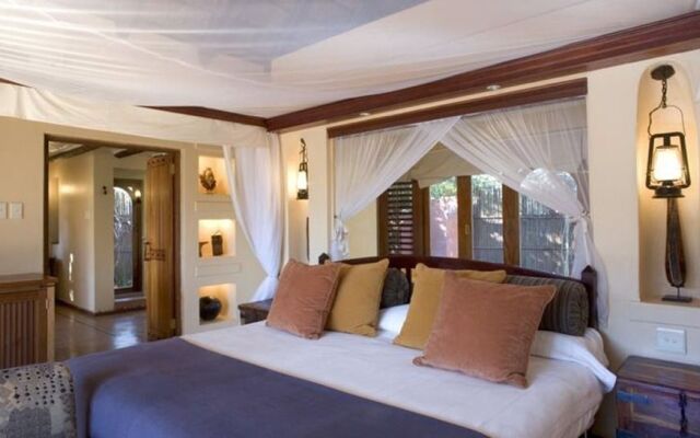 Sanctuary Chobe Chilwero