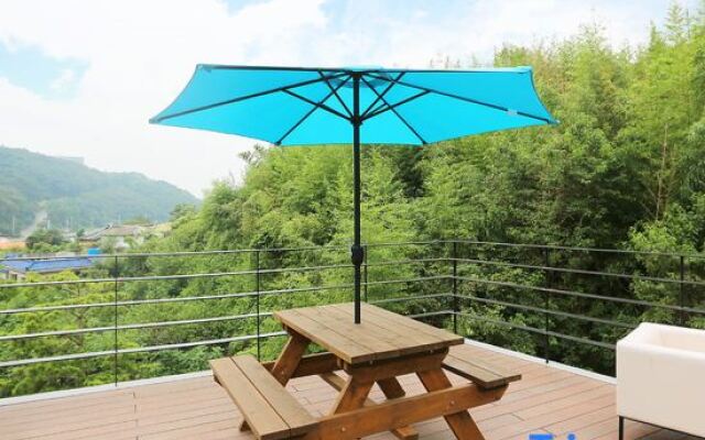 Tongyoung 767 Pension