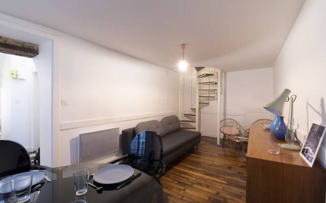 Le Parvis-beau Duplex Centre