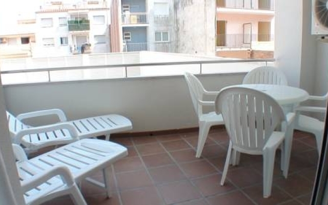 Apartamentos Estartit Park