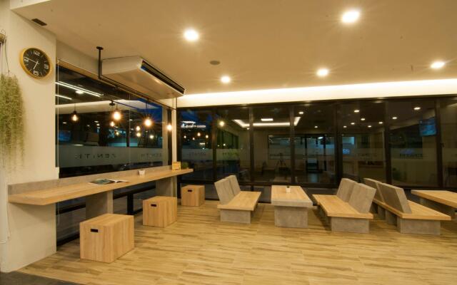 Zenith Residence Hotel