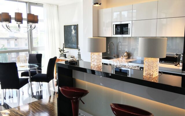 MONDRIAN Luxury Suites & Apartments Krakow Old Town