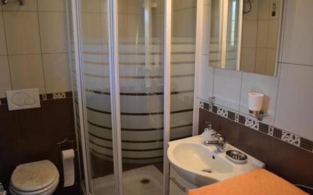 Apartment Matea In Kringa