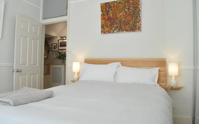 Lovely Garden Flat in Shepherds Bush